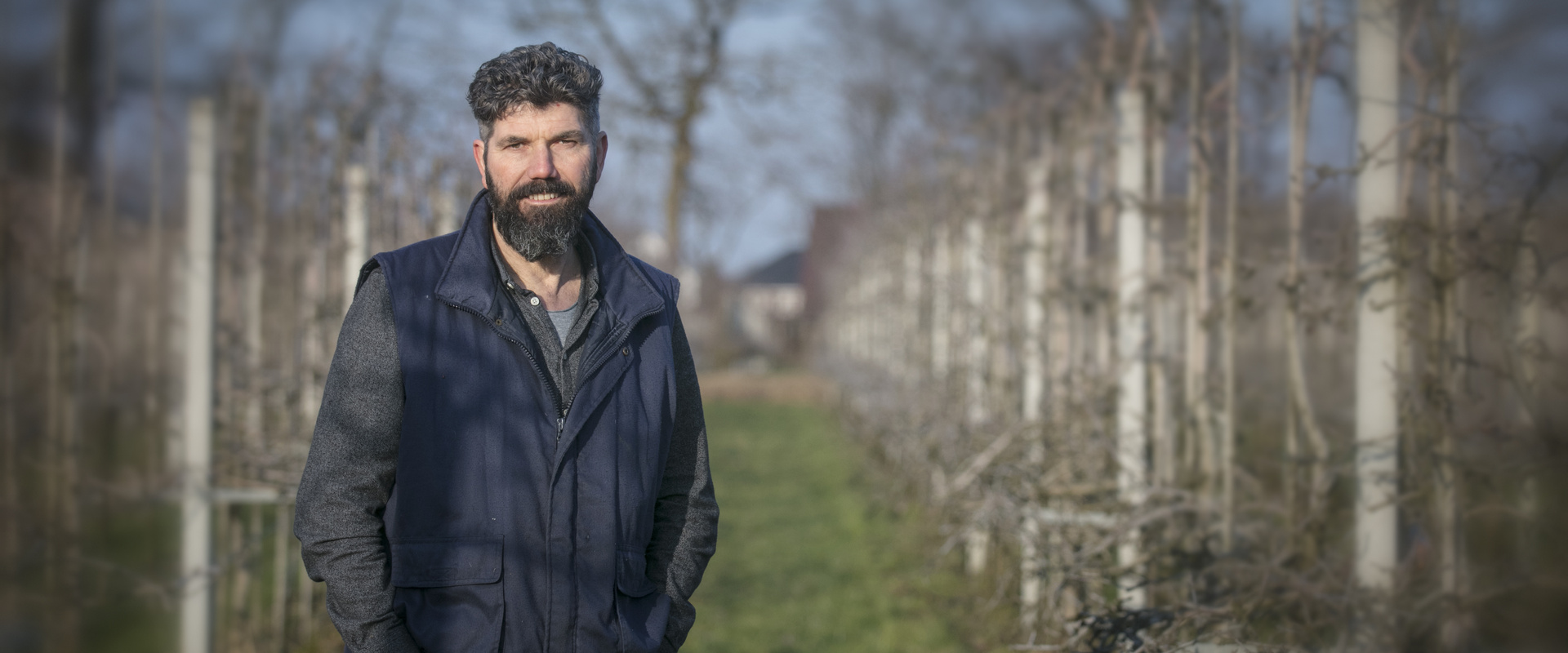 Harrie van den Elzen, een van de eerste biologische fruittelers in Nederland